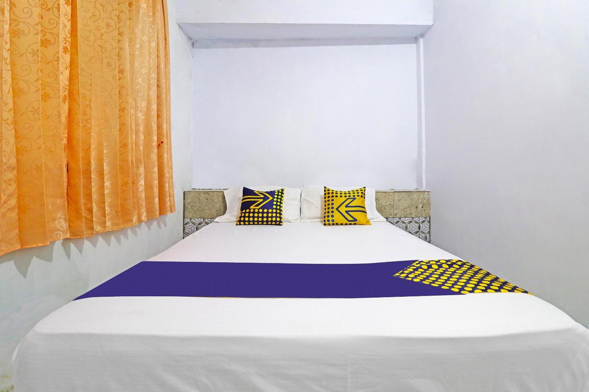 Spot On 91222 Kanjeng Mami Homestay Syariah Jambi Exterior foto