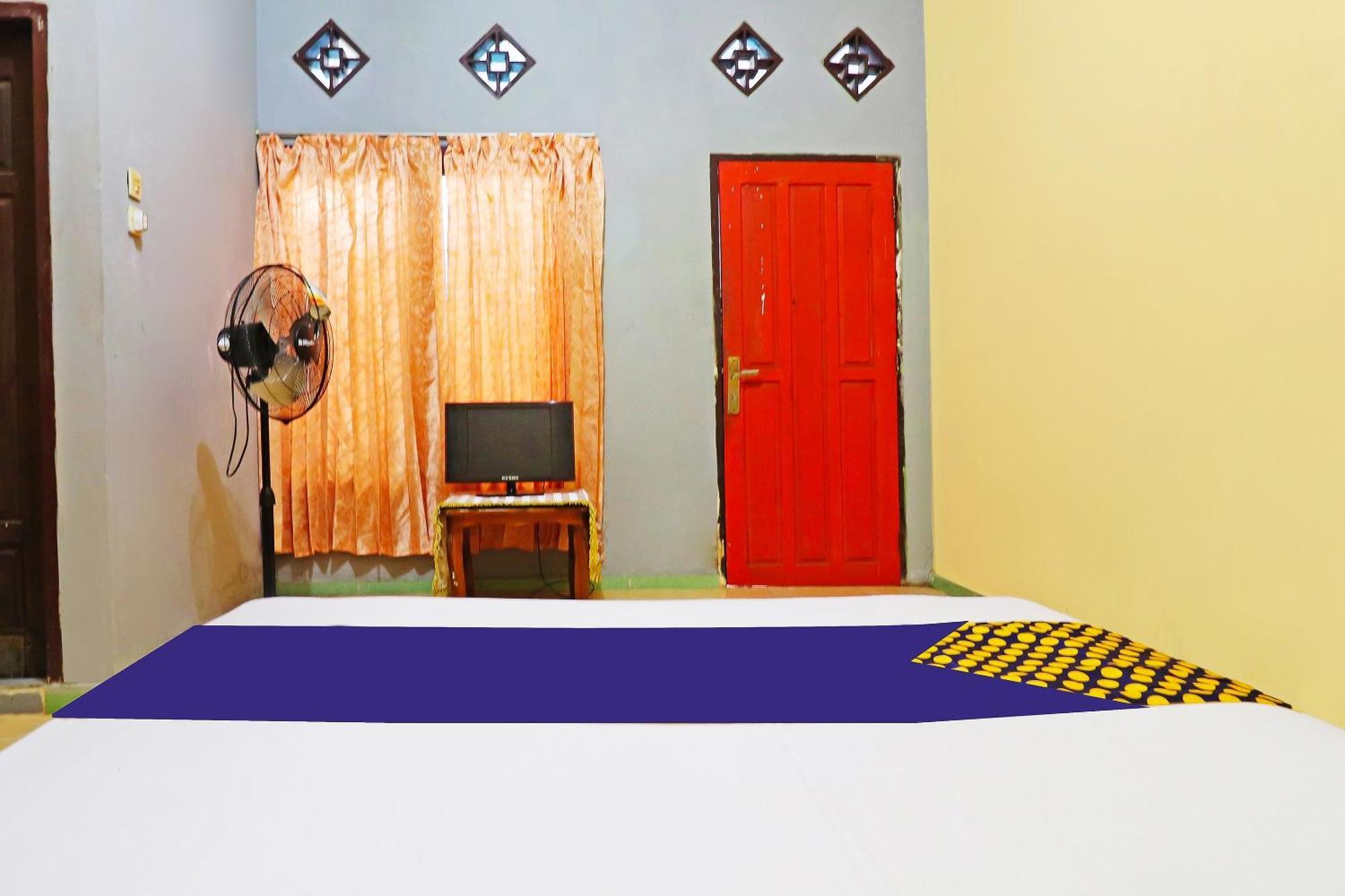 Spot On 91222 Kanjeng Mami Homestay Syariah Jambi Exterior foto